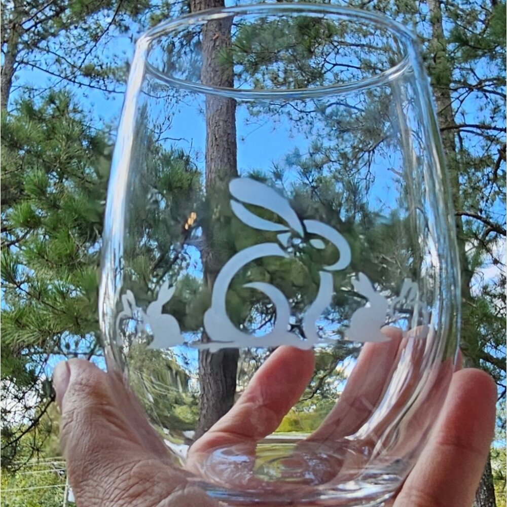 Hand etched Beautiful Beacons bunny rabbit stemless wine glass